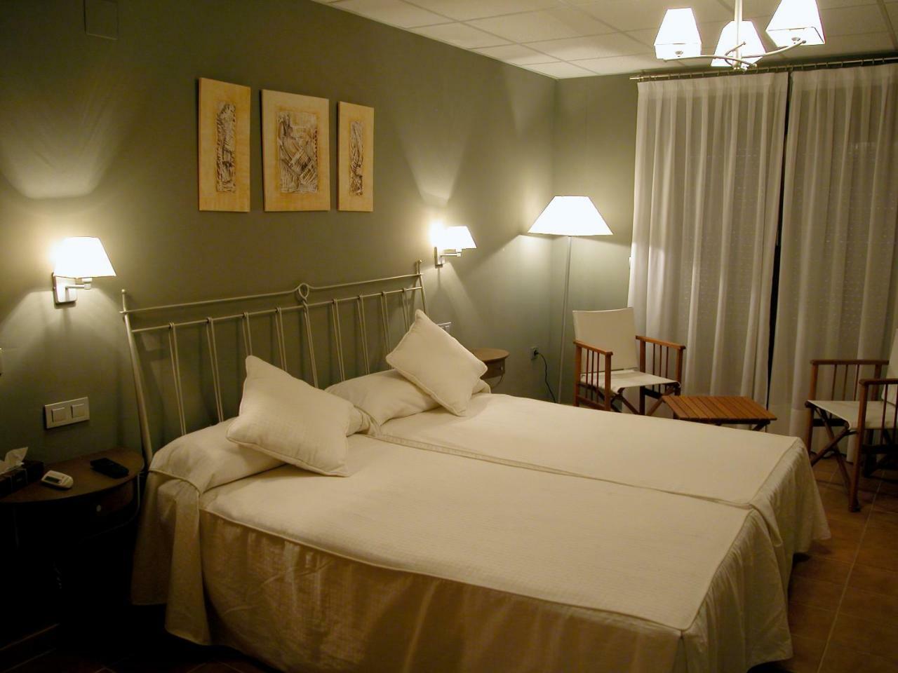 Hotel Villa De Estercuel Eksteriør billede