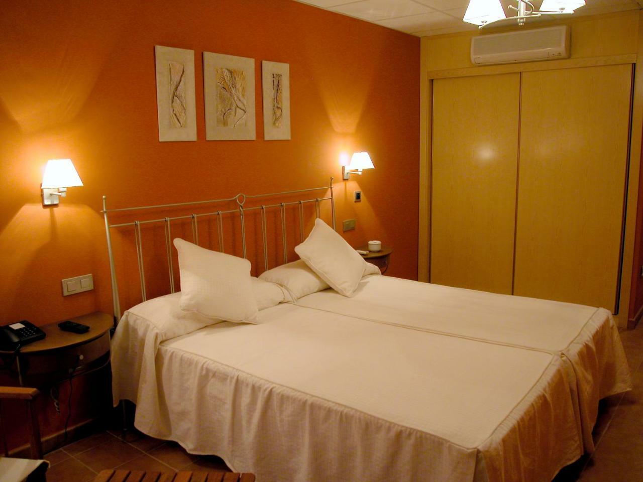 Hotel Villa De Estercuel Eksteriør billede